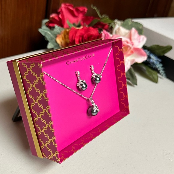 Charter Club pearl Necklace and earrings - Picture 7 of 8
